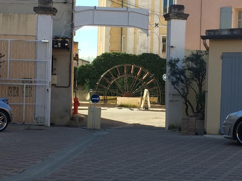 Jolie Appartement, L'Enclave Des Secrets LʼIsle-sur-la-Sorgue Quarto foto