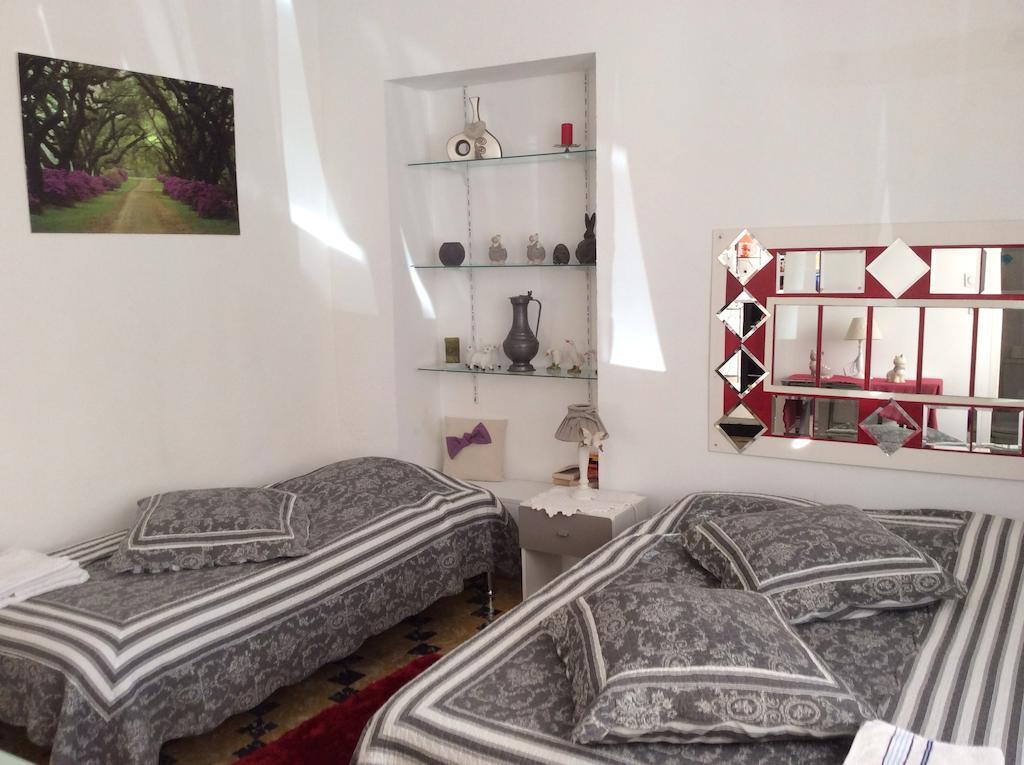 Jolie Appartement, L'Enclave Des Secrets LʼIsle-sur-la-Sorgue Quarto foto